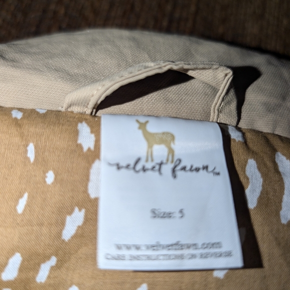 Sz 5 velvet Fawn Aspen vest - Picture 4 of 6